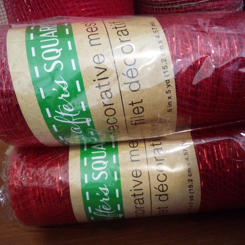 Decorative Mesh Reds Wreaths Crafts - Picture 3 of 5
